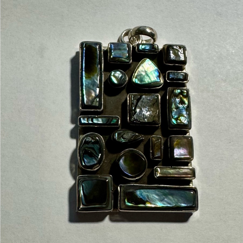 Vintage Handcrafted Silver and Abalone Pendant - Picture 4 of 5